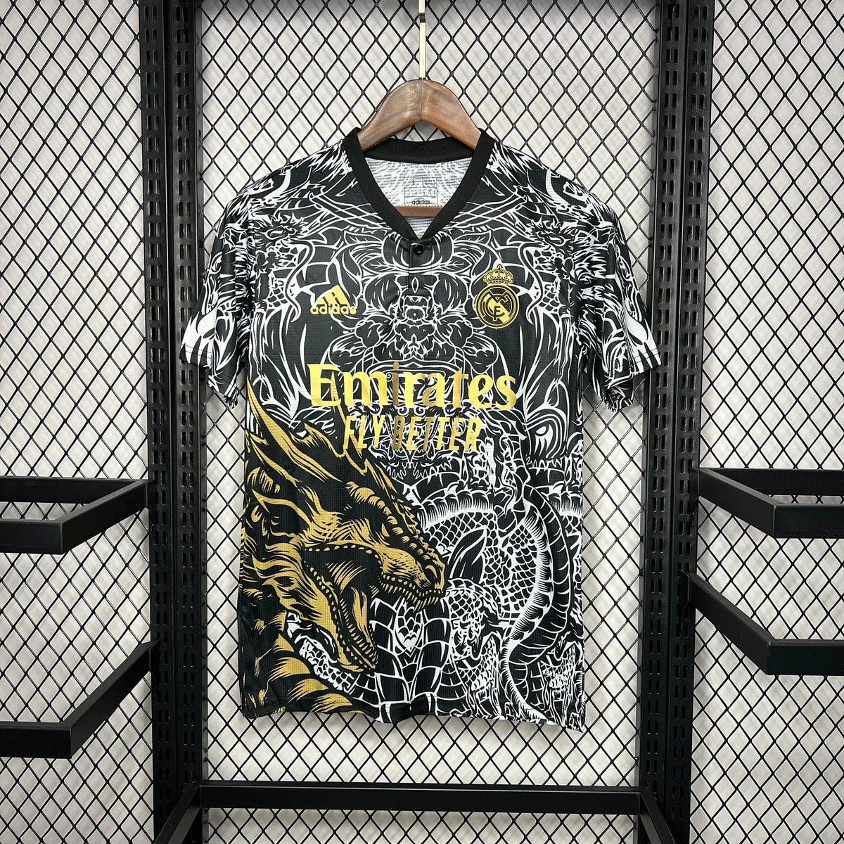 Maillot Real Madrid foot concept 2024 2025